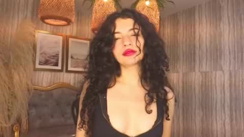 Valkiria  online show from September 26, 2025, 1:20 am