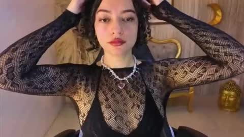 Valkiria  online show from November 13, 2025, 1:10 pm