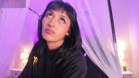 Valkiria online show from November 15, 2025, 6:11 am