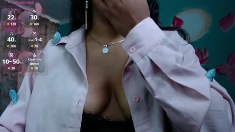 valkydoll online show from April 19, 2026, 12:15 pm