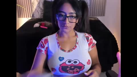 Valkyfoxxx online show from November 18, 2025, 3:12 am