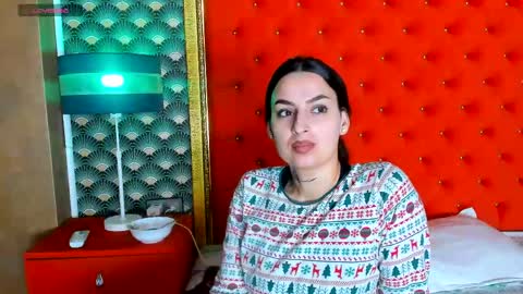 Snapshot of valleriejonnes chatting on April 20, 2026, 8:06 am Valerie Val V online show from April 20, 2026, 8:06 am