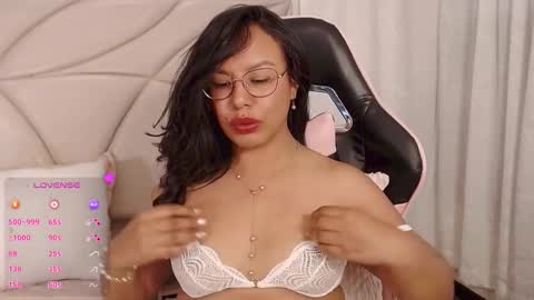 Vallery online show from January 26, 2025, 3:06 am