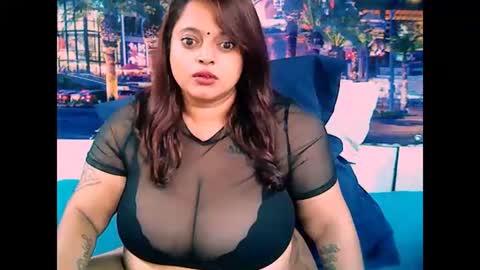 Snapshot of valleyval chatting on January 17, 2025, 9:39 am indianvalvet priya is back online show from January 17, 2025, 9:39 am