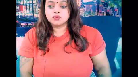 Snapshot of valleyval chatting on January 23, 2025, 6:28 am indianvalvet priya is back online show from January 23, 2025, 6:28 am