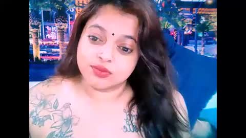 Snapshot of valleyval chatting on February 4, 2025, 9:28 am indianvalvet priya is back online show from February 4, 2025, 9:28 am