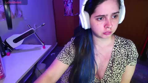 Im Violet online show from January 26, 2025, 2:24 am