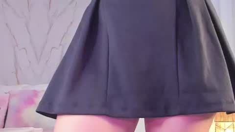Snapshot of valloletsamar chatting on July 18, 2026, 12:20 pm Vallolet Peach online show from July 18, 2026, 12:20 pm