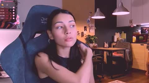 Little Devil online show from October 21, 2025, 5:13 pm