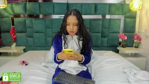 valtira nova online show from November 15, 2025, 1:18 pm