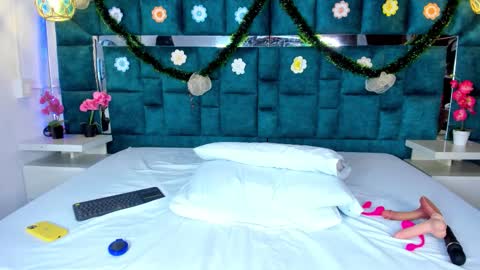 valtira nova online show from December 19, 2025, 8:05 pm