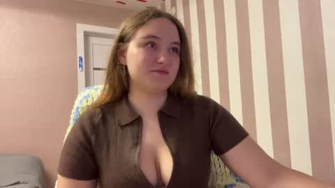 Lily online show from June 27, 2026, 9:09 pm