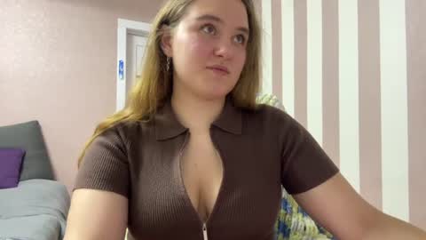 Lily online show from July 1, 2026, 9:58 pm