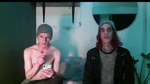 Vamp Noah and Dan online show from February 1, 2025, 5:18 am