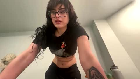 vampgatita online show from April 25, 2026, 8:28 pm