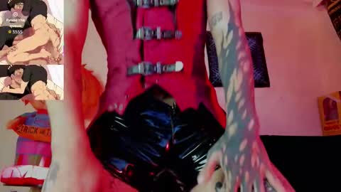 david guzman i model independenthelp me with a thumbs up online show from October 5, 2025, 2:32 am