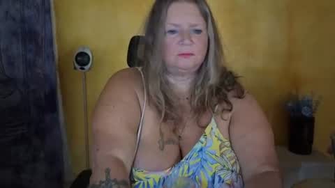 Snapshot of vampwoman chatting on July 7, 2026, 8:07 am vampwoman online show from July 7, 2026, 8:07 am