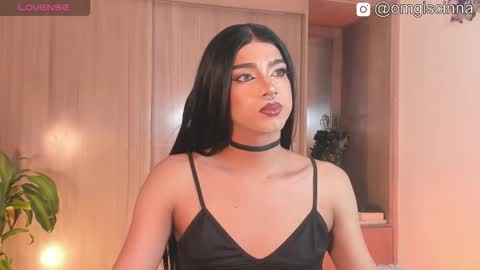 Cinnamon  online show from November 30, 2025, 11:14 am