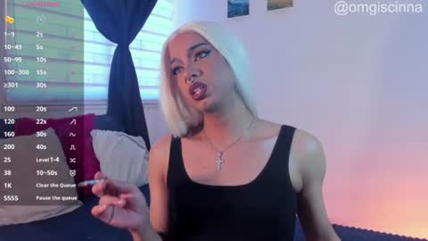 Snapshot of vampy__cinna chatting on June 23, 2026, 9:35 pm Cinnamon online show from June 23, 2026, 9:35 pm