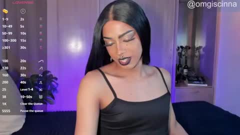 Snapshot of vampy__cinna chatting on July 21, 2026, 6:10 pm Cinnamon online show from July 21, 2026, 6:10 pm