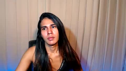 vampy_ebony_laxine online show from June 7, 2026, 9:18 pm
