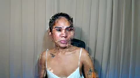 vampy_ebony_laxine online show from June 21, 2026, 5:04 pm