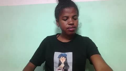 Snapshot of vanafiry chatting on February 4, 2025, 8:24 am vanafiry online show from February 4, 2025, 8:24 am