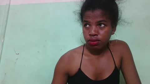 Snapshot of vanafiry chatting on February 15, 2025, 8:11 pm vanafiry online show from February 15, 2025, 8:11 pm