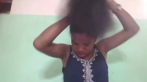 Snapshot of vanafiry chatting on February 20, 2025, 4:50 am vanafiry online show from February 20, 2025, 4:50 am