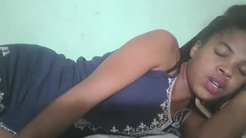 Snapshot of vanafiry chatting on February 20, 2025, 6:46 pm vanafiry online show from February 20, 2025, 6:46 pm