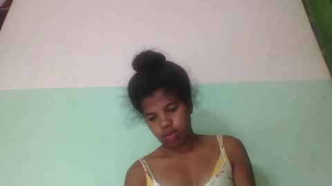 Snapshot of vanafiry chatting on March 1, 2025, 4:26 am vanafiry online show from March 1, 2025, 4:26 am