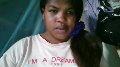 Snapshot of vanafiry chatting on November 4, 2025, 5:17 am vanafiry online show from November 4, 2025, 5:17 am