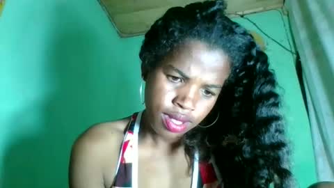 Snapshot of vanafiry chatting on June 7, 2026, 10:52 am vanafiry online show from June 7, 2026, 10:52 am