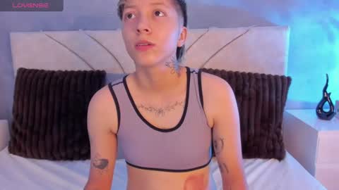 Snapshot of vane_grey chatting on June 10, 2026, 6:07 pm vane_grey online show from June 10, 2026, 6:07 pm