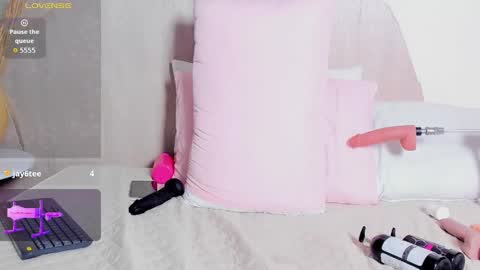 V A N E  online show from October 29, 2025, 10:55 pm