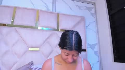 Snapshot of vanelin18 chatting on April 25, 2026, 1:41 pm Vane online show from April 25, 2026, 1:41 pm
