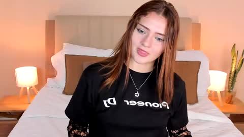 Snapshot of vanessa_foxyy chatting on May 20, 2026, 7:09 pm vanessa_foxyy online show from May 20, 2026, 7:09 pm