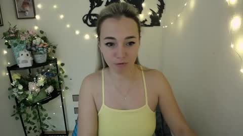 Snapshot of vanessa_joy_ chatting on June 4, 2026, 9:48 am Vanessa online show from June 4, 2026, 9:48 am
