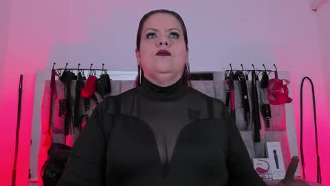 Vanessa online show from March 17, 2026, 12:08 pm