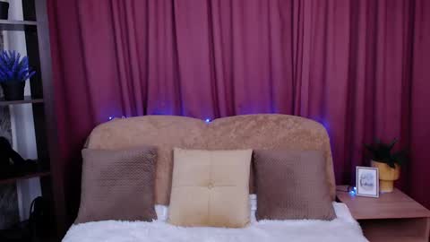 vanessa_moonn online show from March 7, 2025, 10:02 am