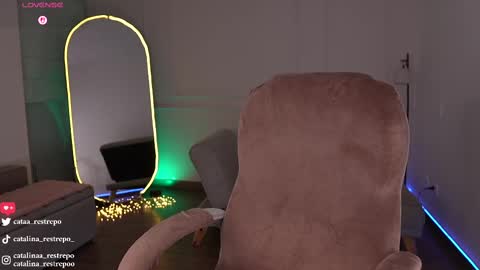 vanessa sexxy online show from September 13, 2025, 2:22 am