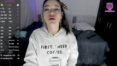 Angie  online show from January 21, 2025, 11:24 am