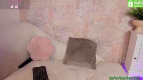 V online show from July 15, 2026, 2:00 pm