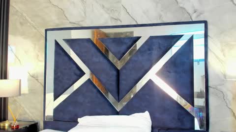 Vanessa Hard online show from January 5, 2026, 8:12 pm