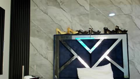 Vanessa Hard online show from January 10, 2026, 7:37 pm