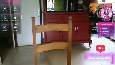 vanessapoetta online show from October 17, 2025, 5:48 pm