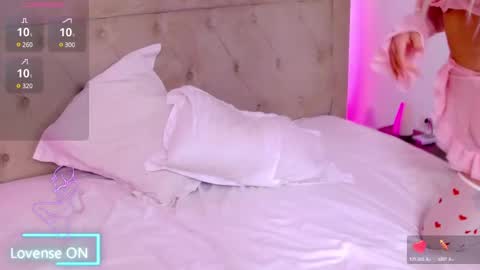 Vanessa online show from March 6, 2025, 7:54 pm