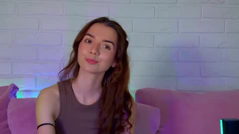 VanessaVienne online show from April 24, 2026, 5:26 pm