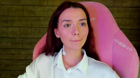 Snapshot of vanessavienne chatting on June 8, 2026, 4:29 pm VanessaVienne online show from June 8, 2026, 4:29 pm