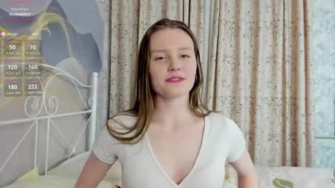 Luna online show from March 3, 2026, 6:36 pm